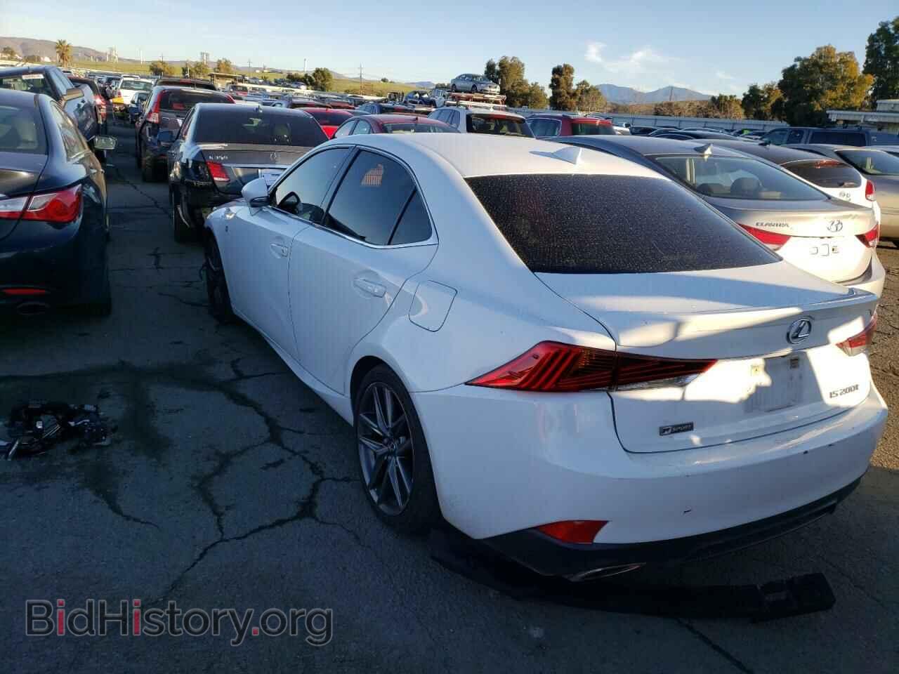 2017 LEXUS IS - VIN: JTHBA1D21H5058641 - Фото 2