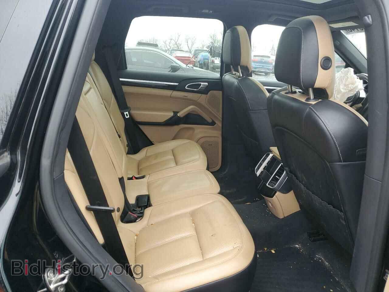 2016 PORSCHE CAYENNE - VIN: WP1AA2A29GKA13601 - Фото 10