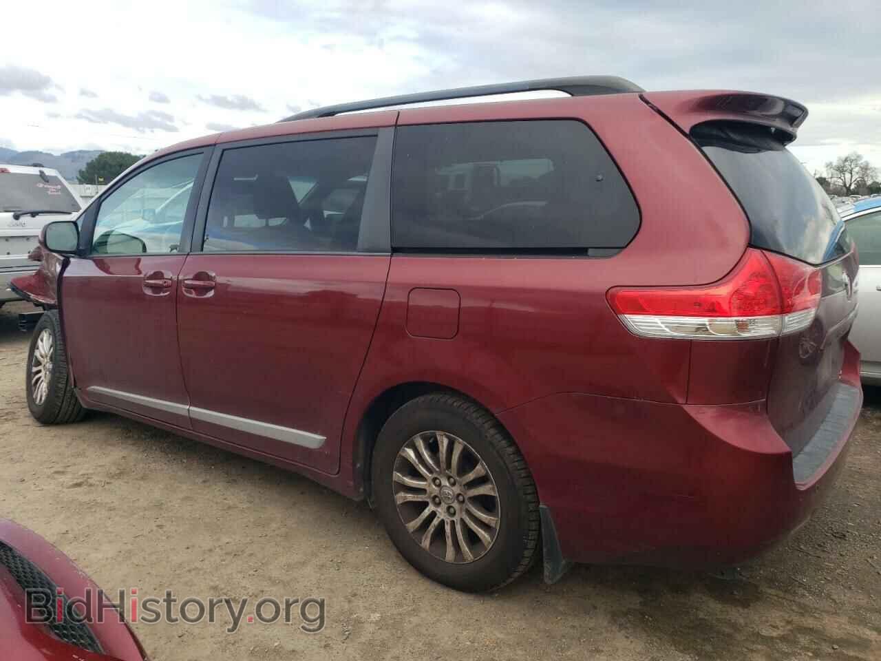 2013 TOYOTA All Models - VIN: 5TDYK3DC8DS294933 - Photo 2