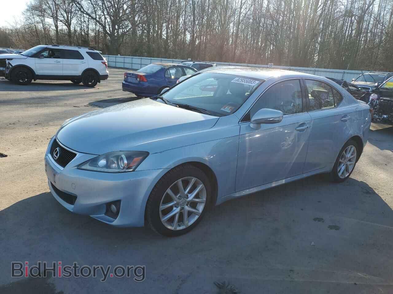 Photo JTHCF5C29B5052737 - LEXUS IS 2011