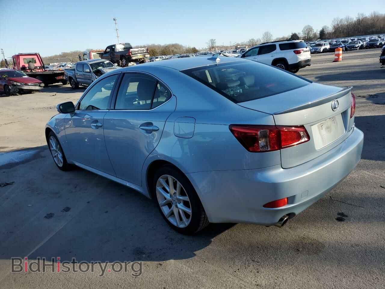 2011 LEXUS IS - VIN: JTHCF5C29B5052737 - Photo 2