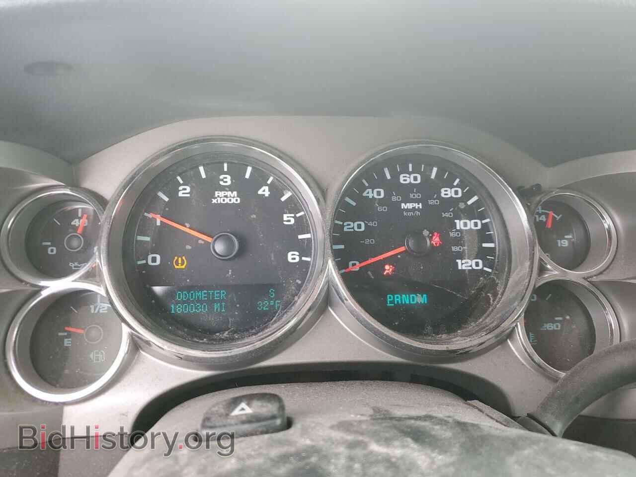 2011 GMC SIERRA - VIN: 1GTR2VE36BZ419261 - Фото 9