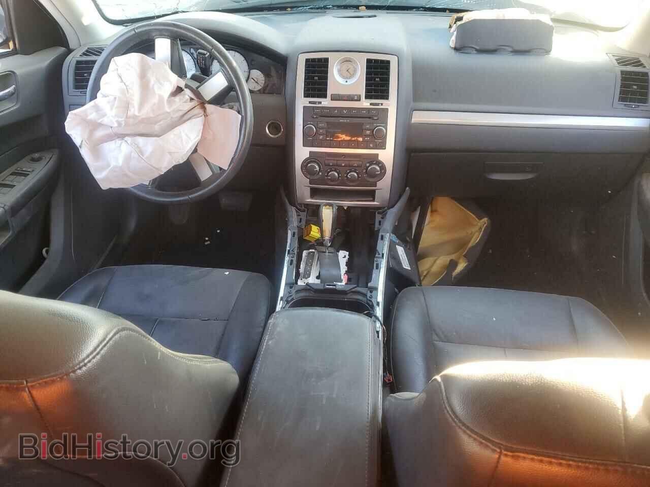 2010 CHRYSLER 300 - VIN: 2C3CA5CV8AH104526 - Фото 8