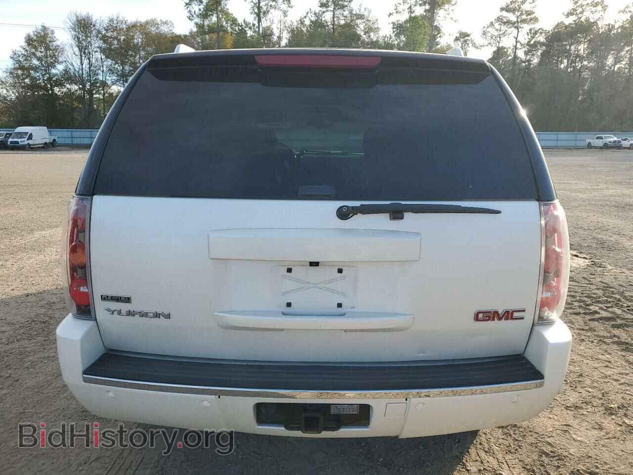 2011 GMC YUKON - VIN: 1GKS1EEF8BR221106 - Фото 6