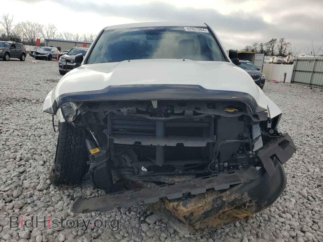 2018 RAM 1500 - VIN: 3C6JR7AG6JG196075 - Фото 5