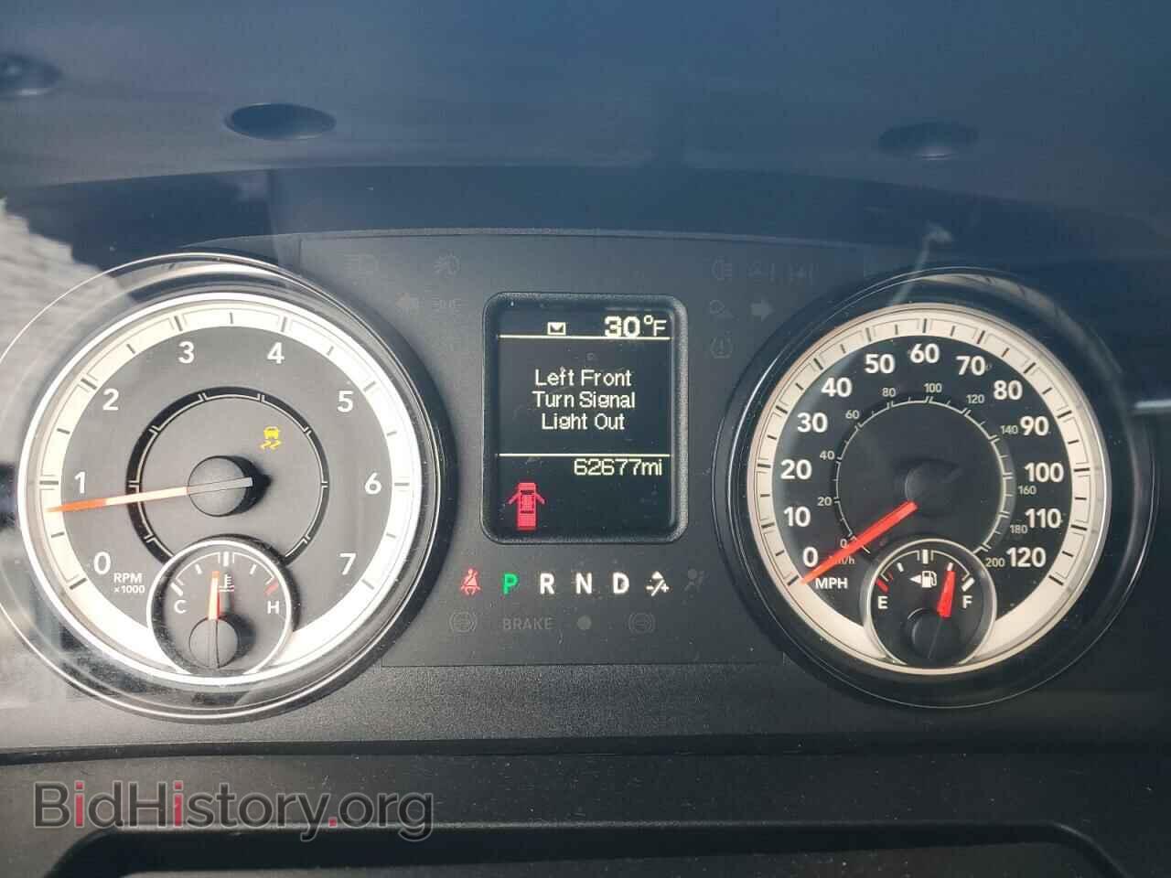 2018 RAM 1500 - VIN: 3C6JR7AG6JG196075 - Фото 9