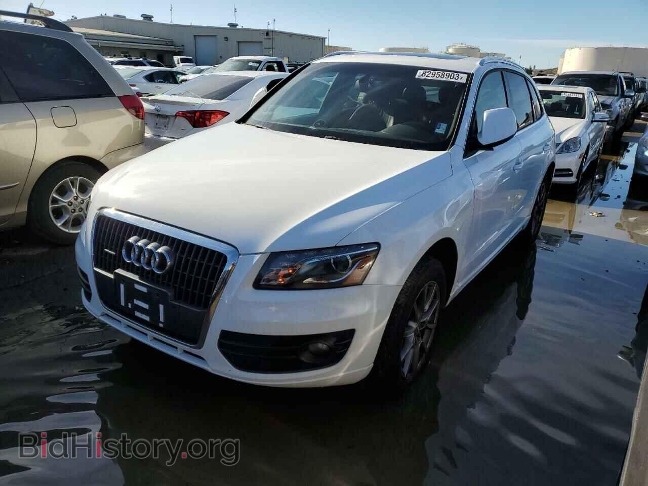 Фотография WA1LFBFP4BA053559 - AUDI Q5 2011