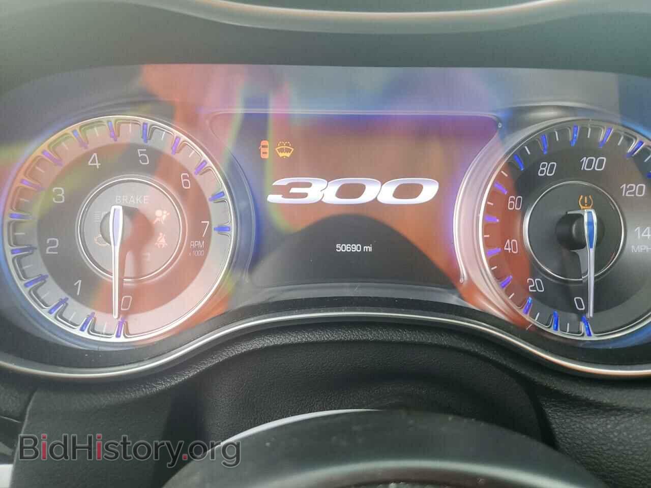 2021 CHRYSLER 300 - VIN: 2C3CCABG5MH537182 - Фото 9