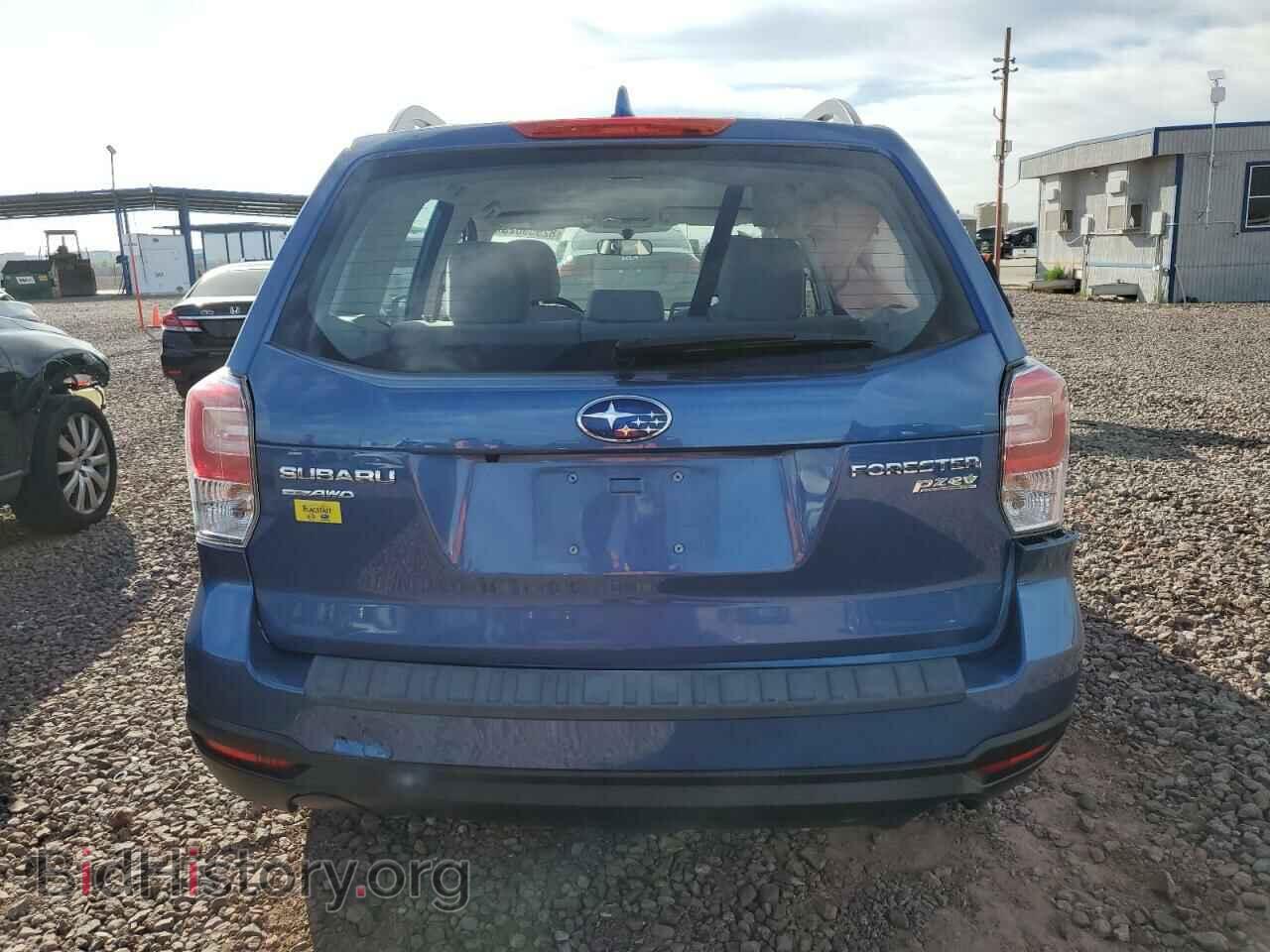 2017 SUBARU FORESTER - VIN: JF2SJABC9HH584710 - Фото 6