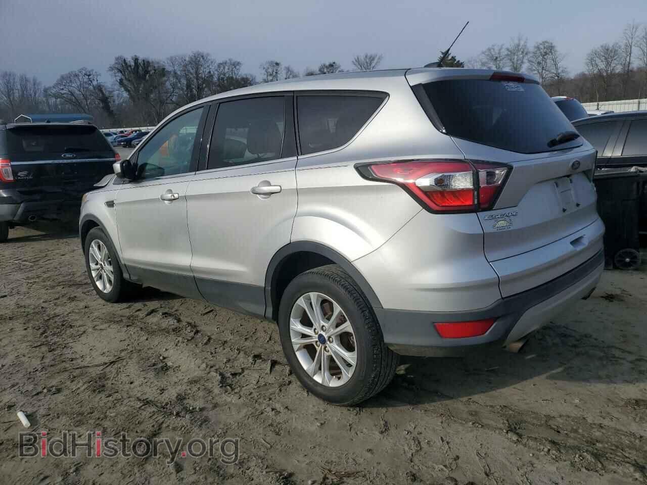 2017 FORD ESCAPE - VIN: 1FMCU0GD1HUB35711 - Photo 2