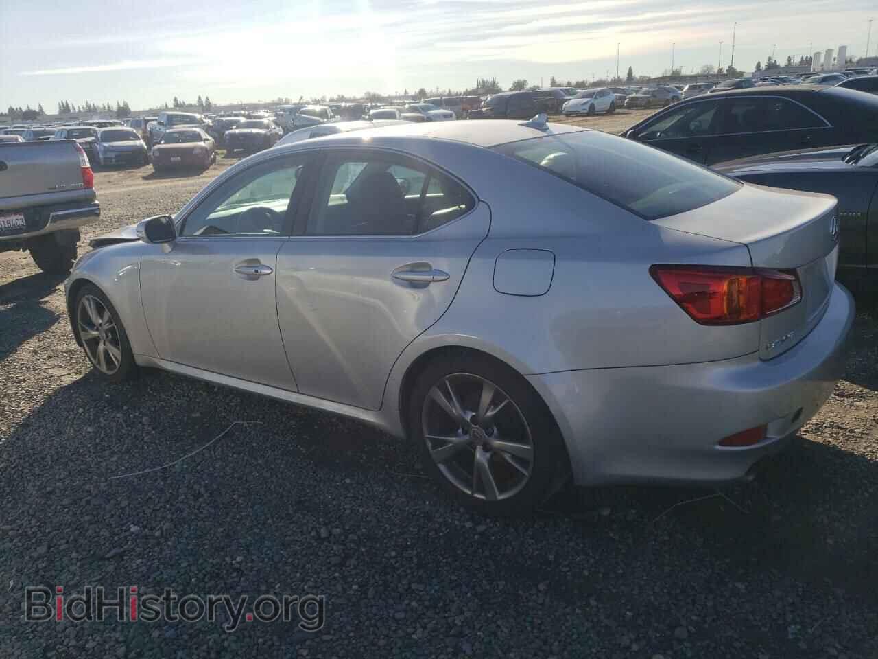 2009 LEXUS IS - VIN: JTHBK262X95100192 - Фото 2