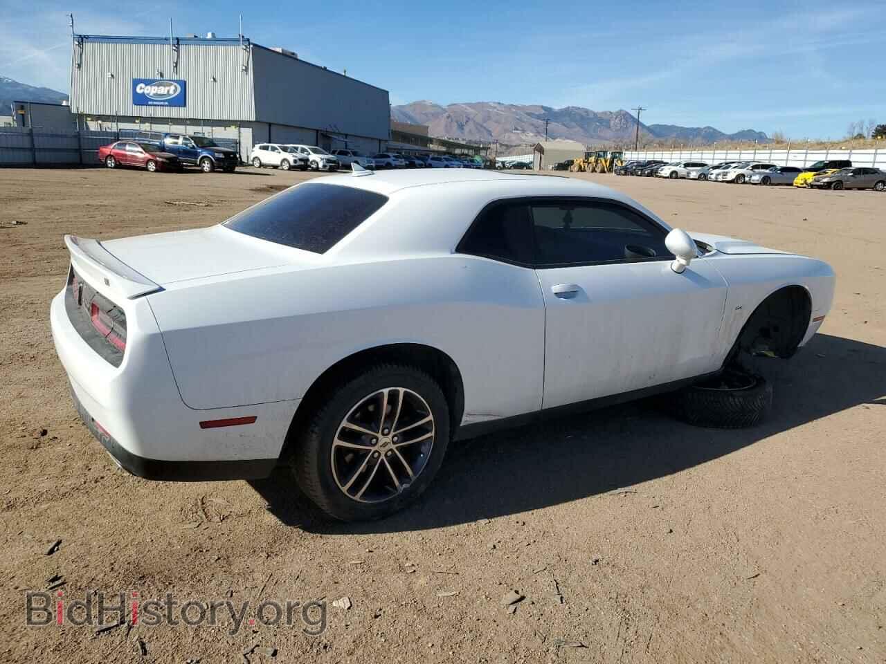 2018 DODGE CHALLENGER - VIN: 2C3CDZGG4JH215617 - Фото 3