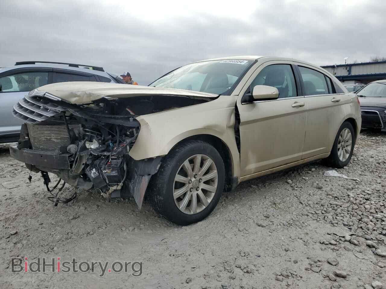 Photo 1C3CC5FB6AN111266 - CHRYSLER SEBRING 2010
