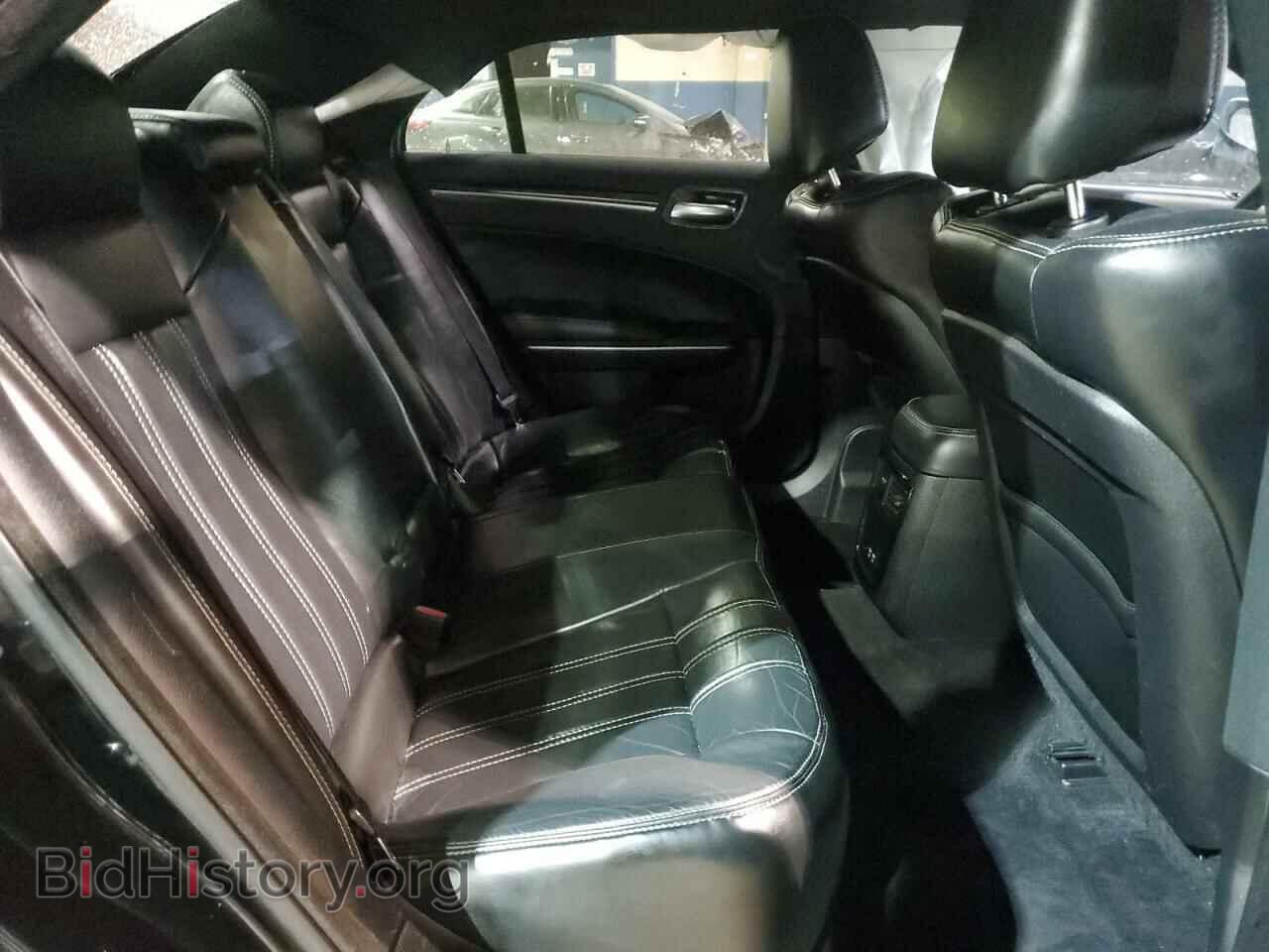2017 CHRYSLER 300 - VIN: 2C3CCABG3HH513839 - Фото 10