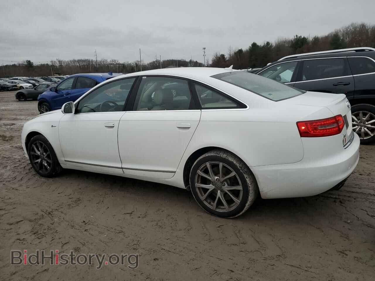 2010 AUDI A6 - VIN: WAUFGAFB9AN085975 - Фото 2