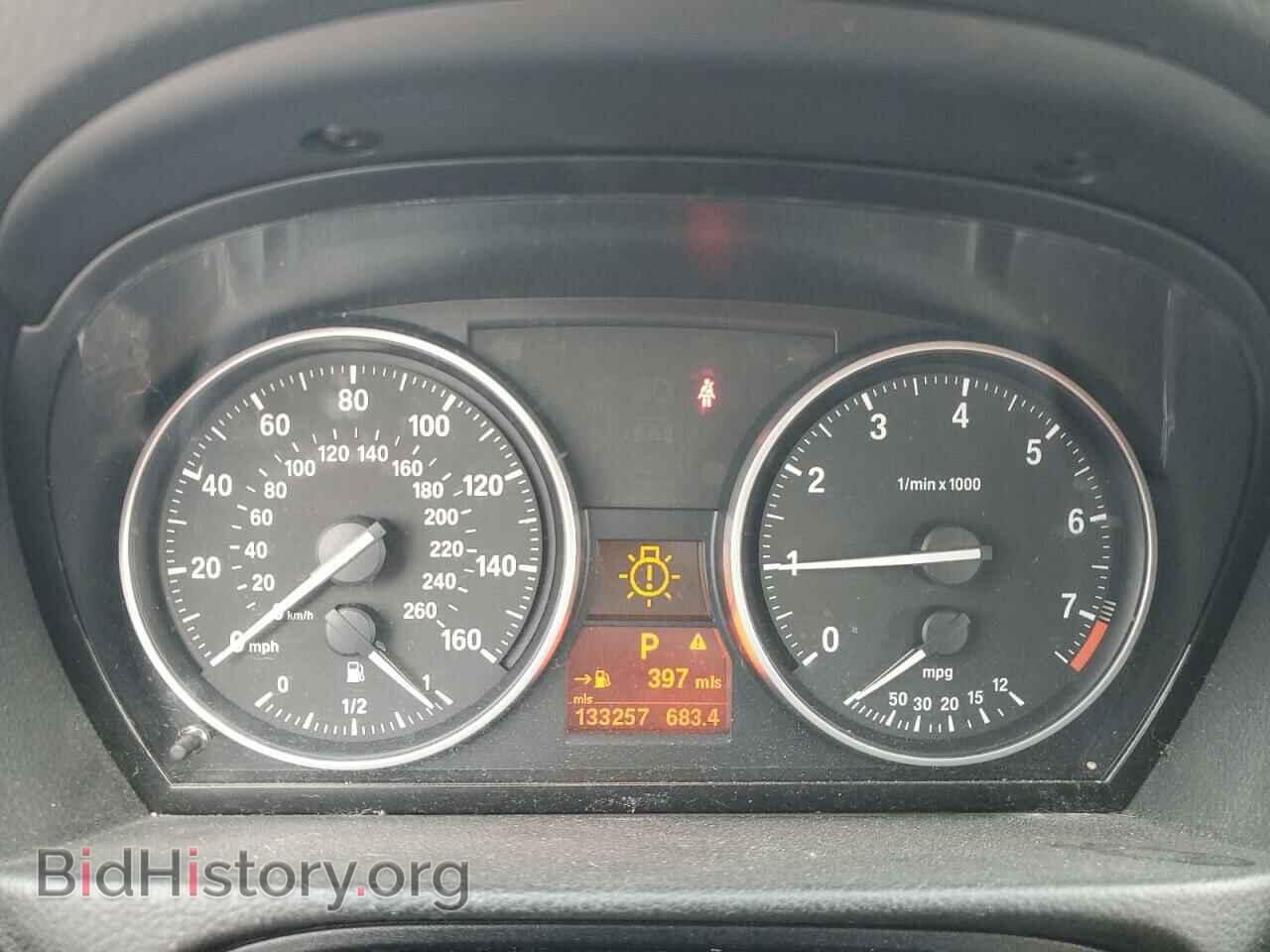2011 BMW 3 SERIES - VIN: WBAPH7C52BE673883 - Фото 9