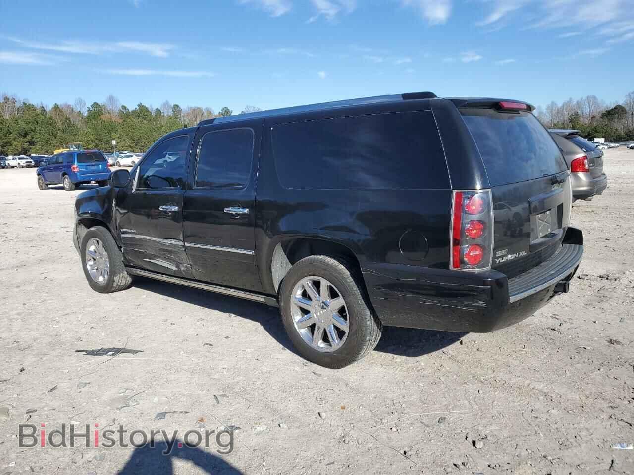 2011 GMC YUKON - VIN: 1GKS2MEF0BR319862 - Фото 2