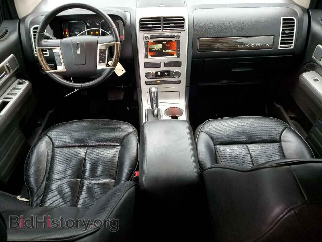 2010 LINCOLN MKX - VIN: 2LMDJ8JC7ABJ04040 - Photo 8
