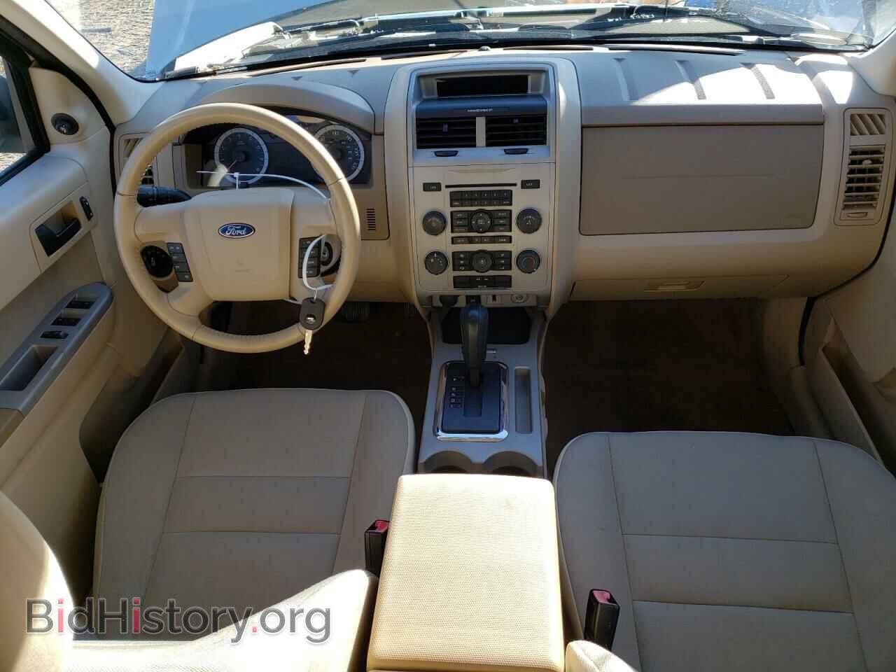 2011 FORD ESCAPE - VIN: 1FMCU0D74BKB69448 - Фото 8