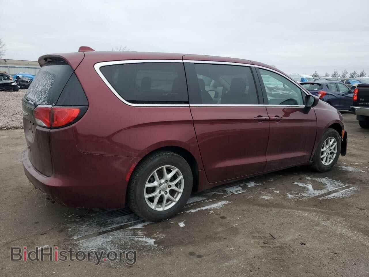 2017 CHRYSLER All Models - VIN: 2C4RC1DG7HR688981 - Photo 3