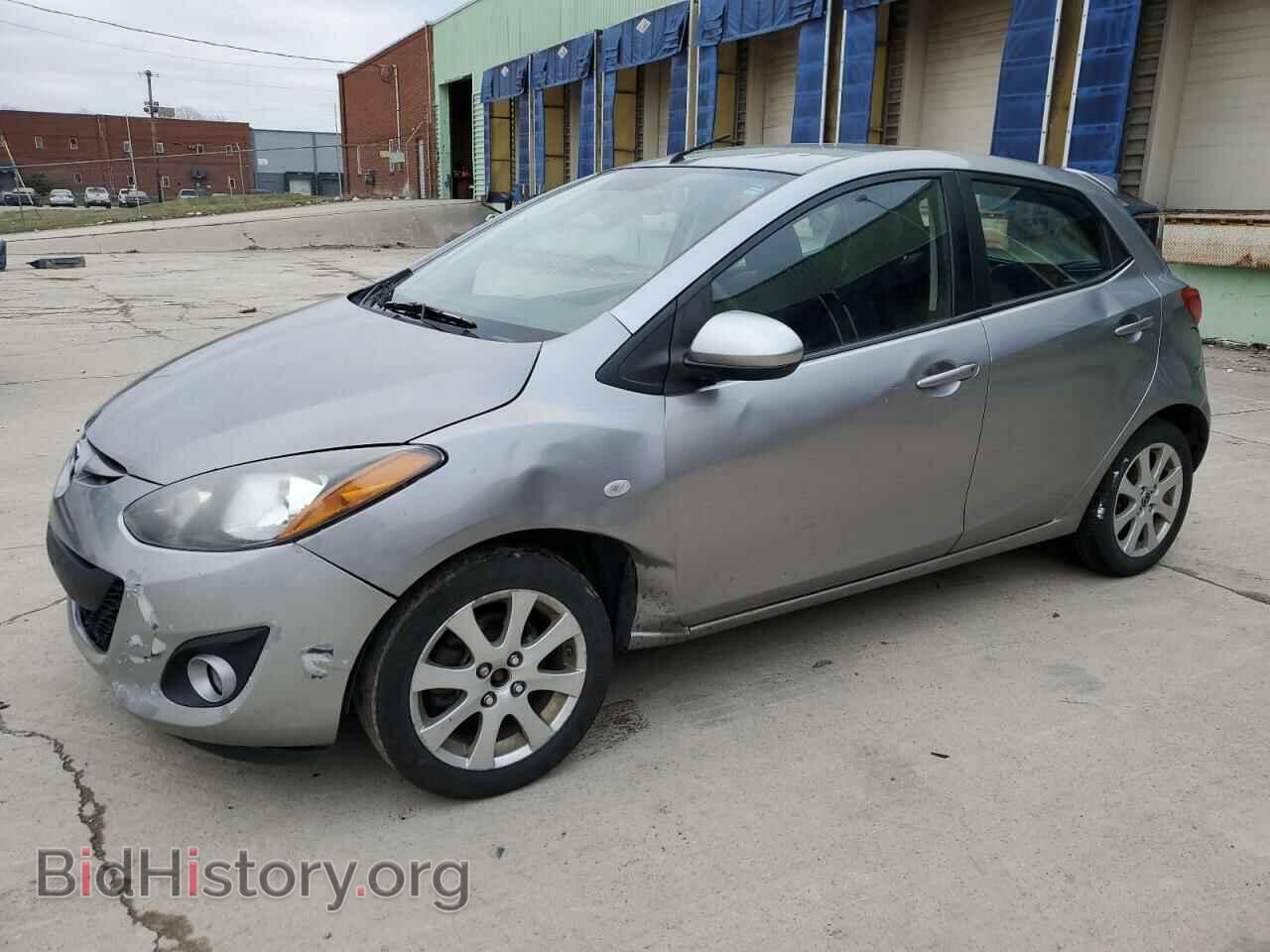 Фотография JM1DE1LY7D0159047 - MAZDA 2 2013