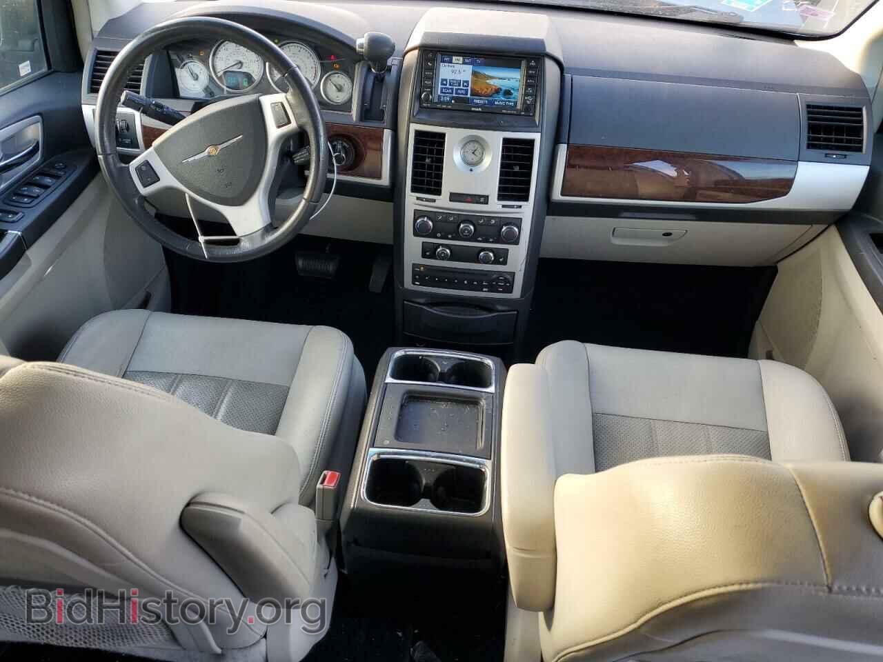 2010 CHRYSLER MINIVAN - VIN: 2A4RR8DX1AR321663 - Фото 8