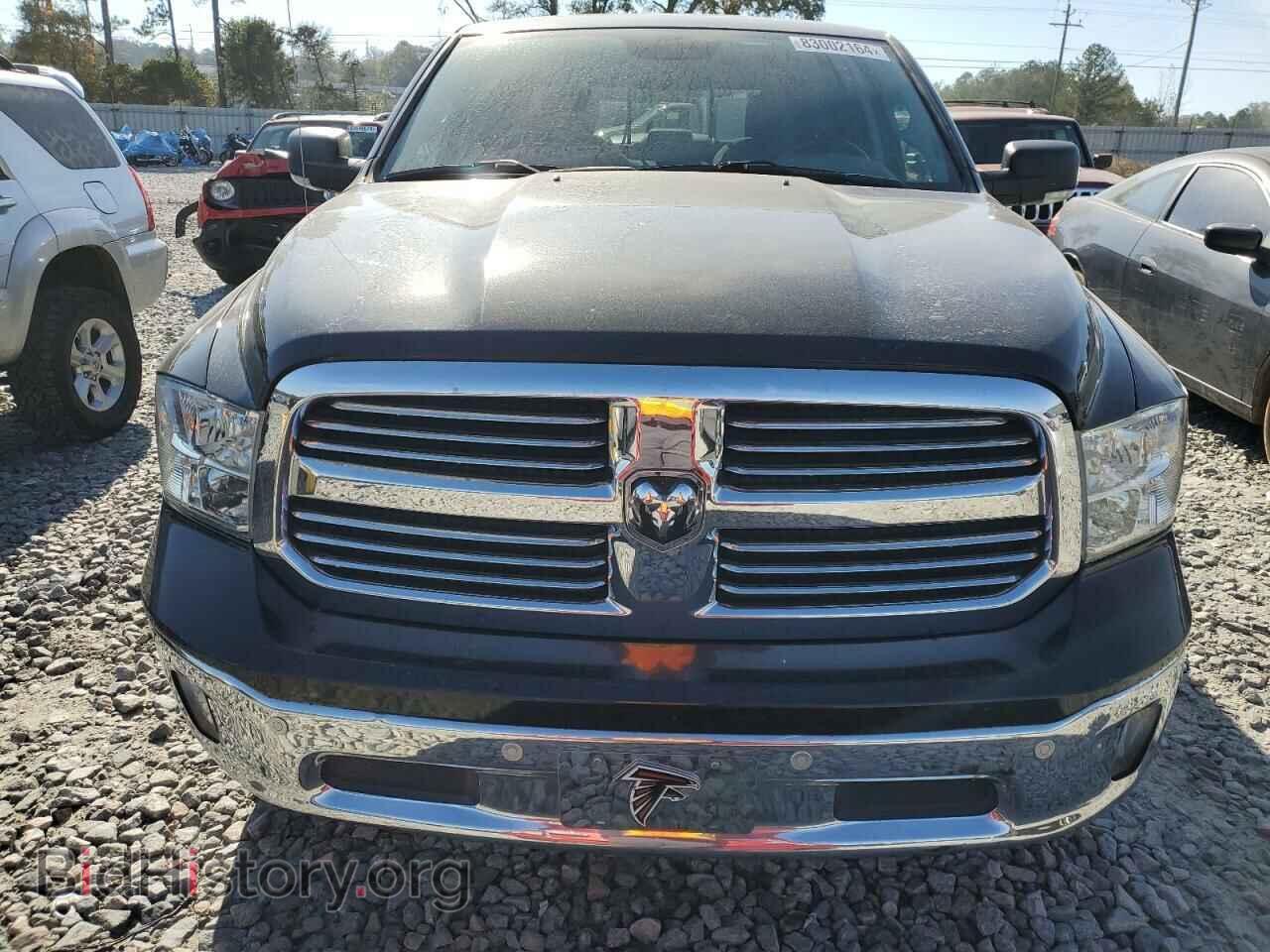 2019 RAM 1500 - VIN: 1C6RR6TT3KS584981 - Photo 5