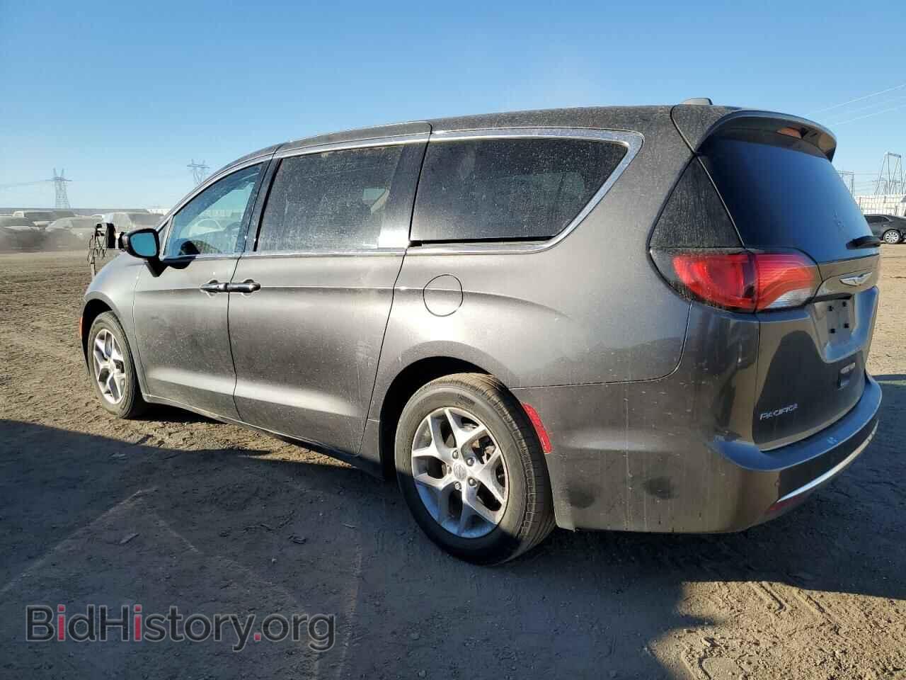 2018 CHRYSLER PACIFICA - VIN: 2C4RC1FG5JR126130 - Photo 2