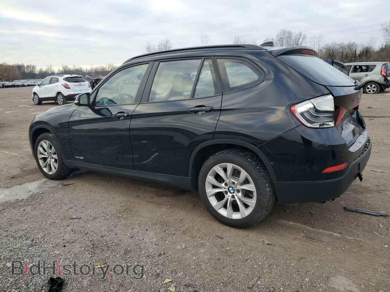 2014 BMW X1 - VIN: WBAVL1C53EVY18503 - Фото 2