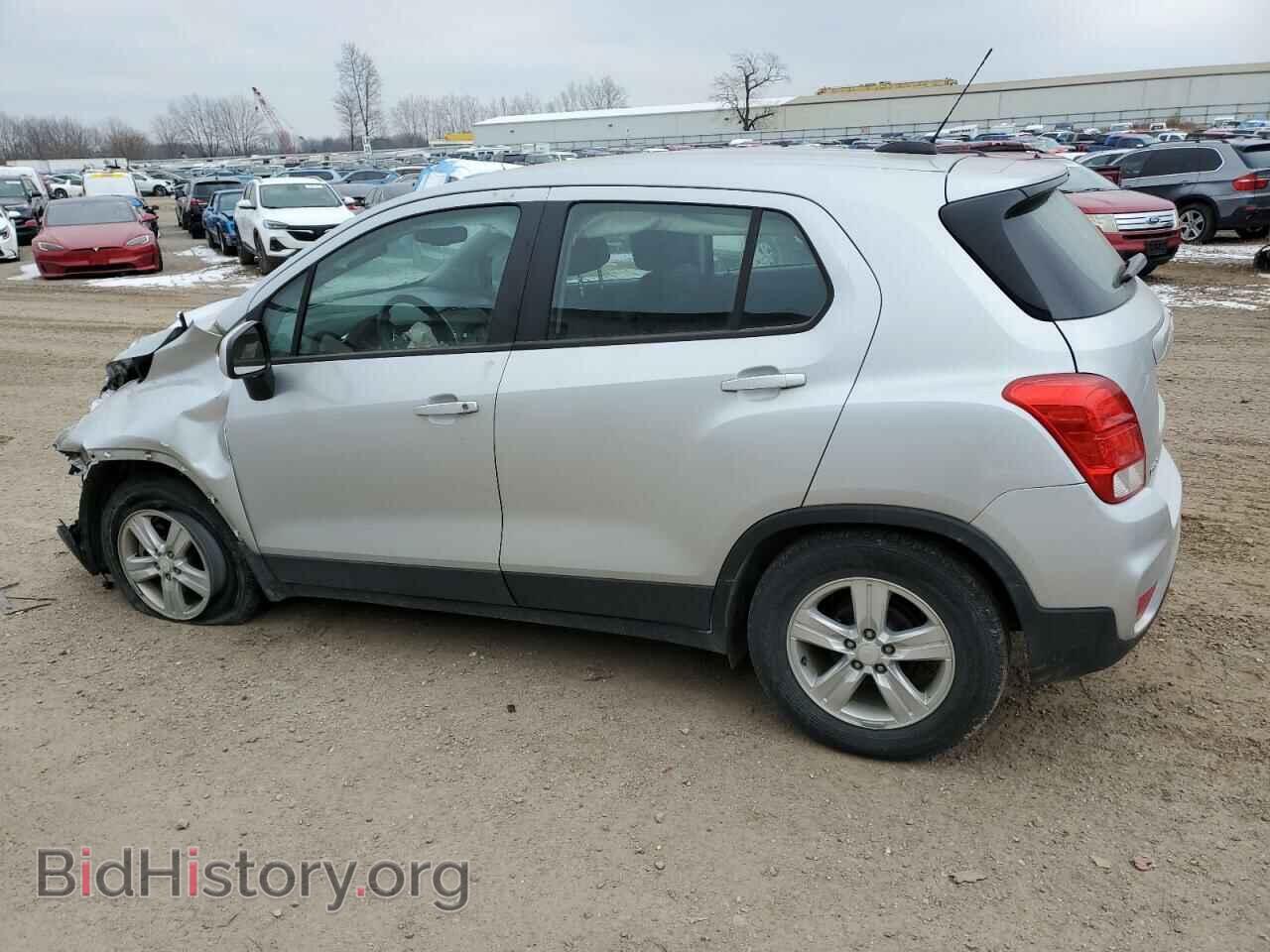 2019 CHEVROLET TRAX - VIN: 3GNCJKSB4KL347865 - Фото 2