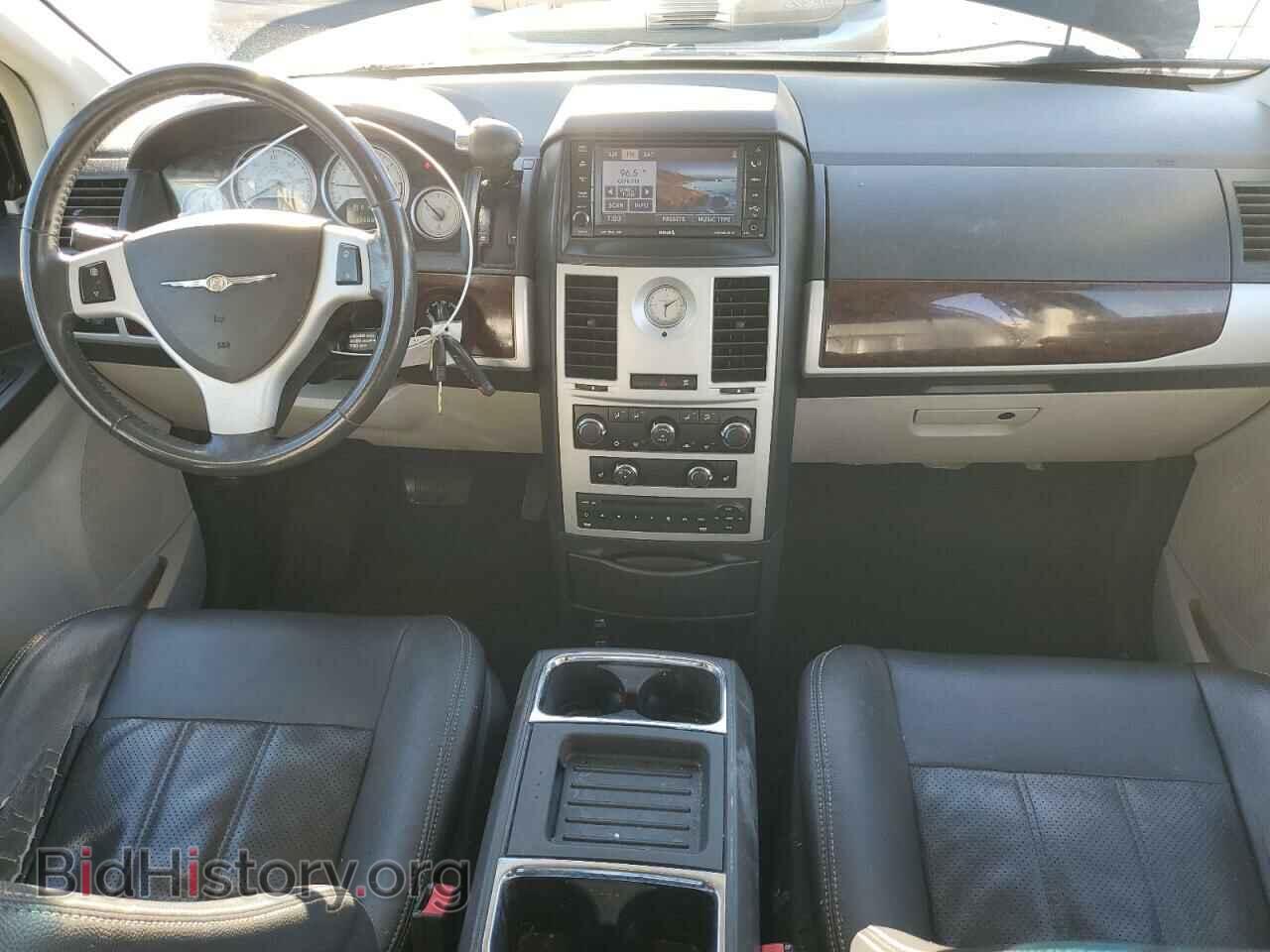 2010 CHRYSLER MINIVAN - VIN: 2A4RR8D19AR430917 - Фото 8