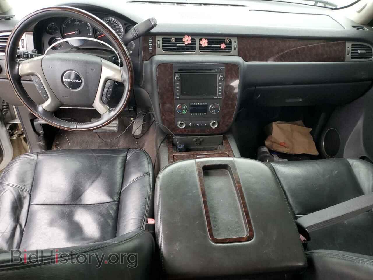 2011 GMC YUKON - VIN: 1GKS2EEF2BR193638 - Фото 8