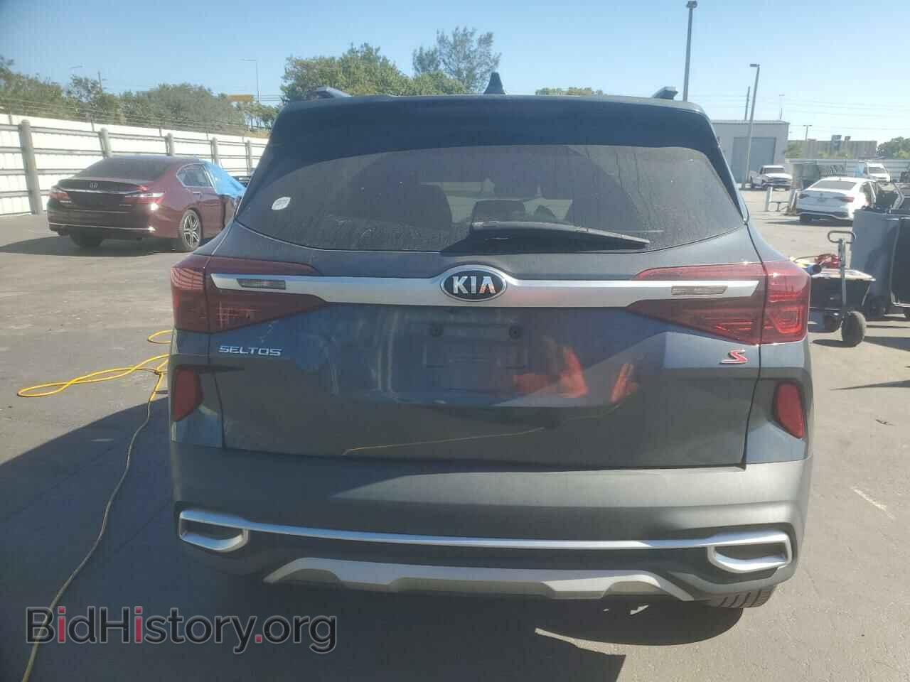 2021 KIA SELTOS - VIN: KNDEU2AA2M7145082 - Фото 6