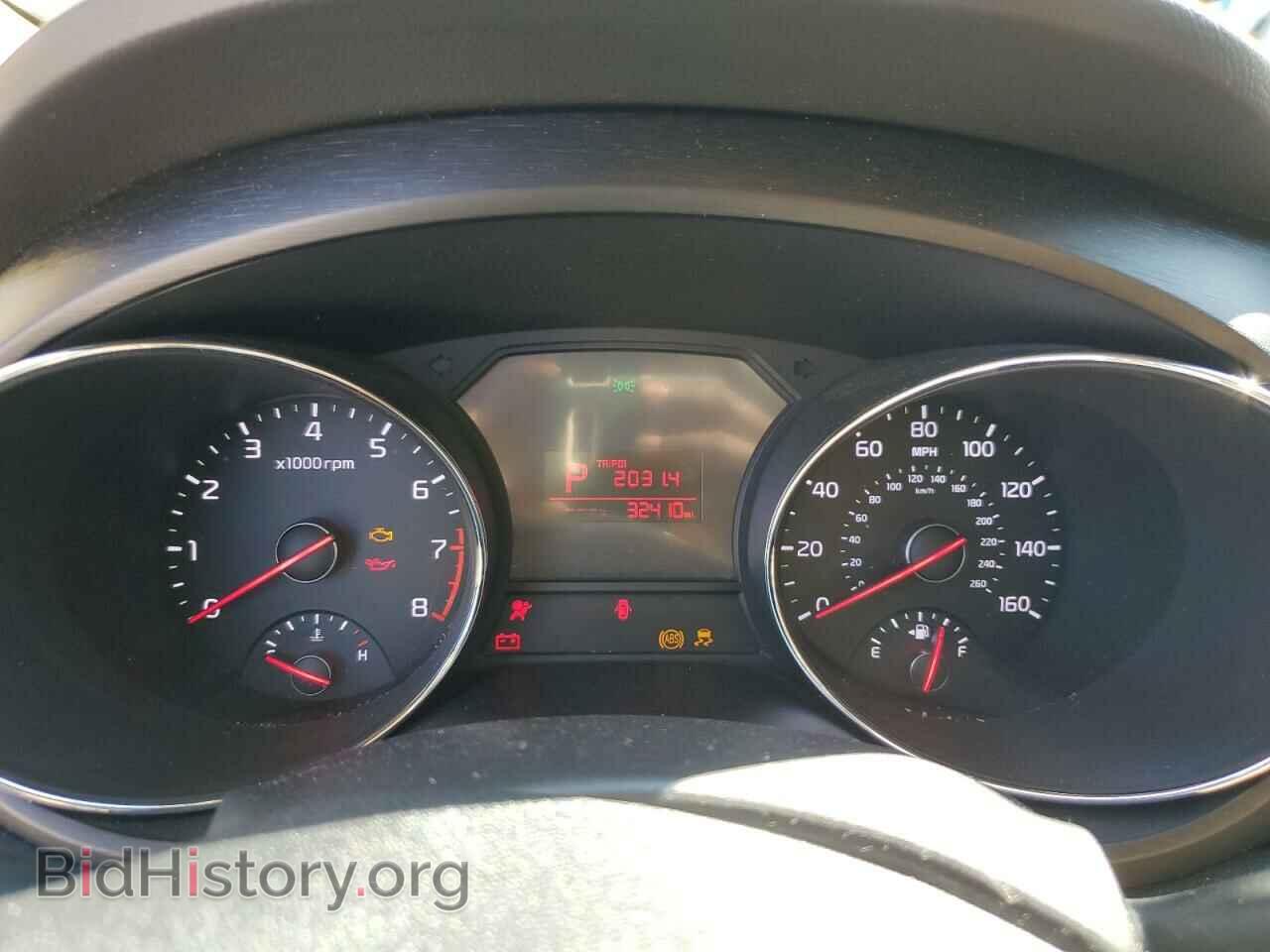 2018 KIA All Models - VIN: KNDMB5C19J6363473 - Photo 9
