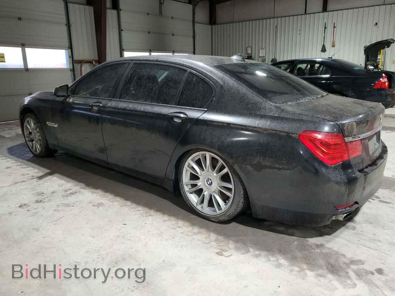 2012 BMW 7 SERIES - VIN: WBAKC8C5XCC437414 - Фото 2