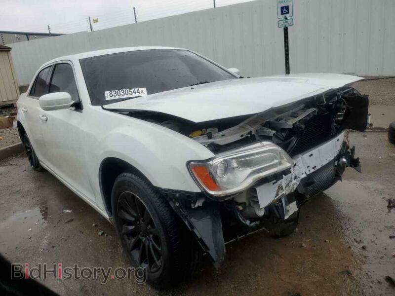 2014 Chrysler 300 (VIN 2C3CCAAG7EH243740) — фото 4 из 12