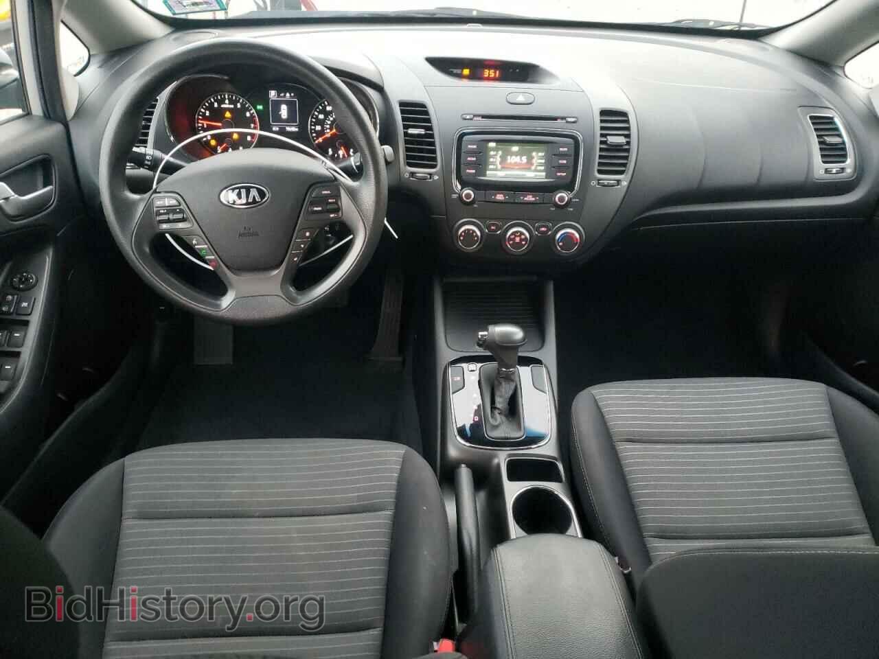 2017 KIA FORTE - VIN: 3KPFL4A74HE060063 - Фото 8