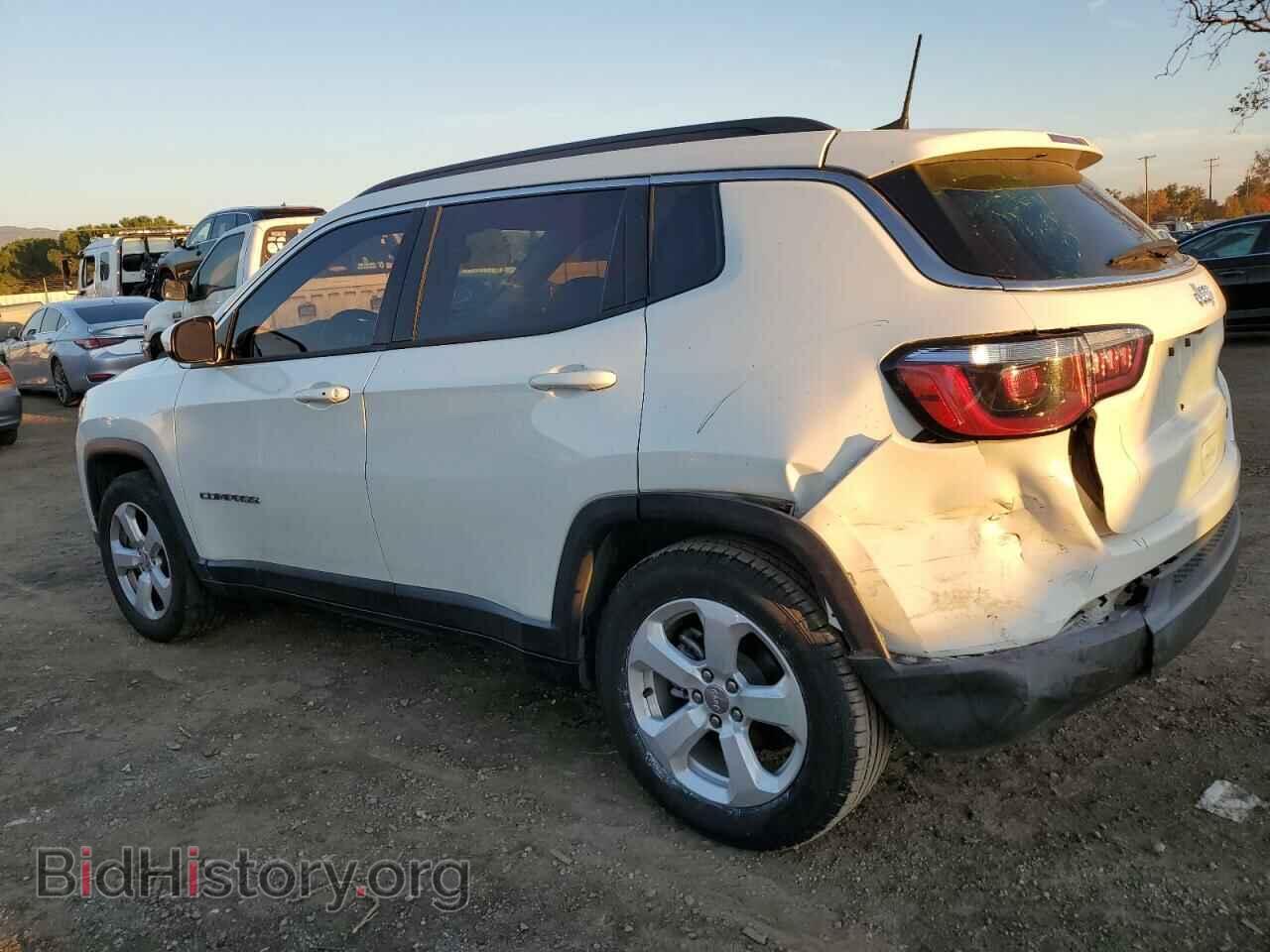 2017 JEEP COMPASS - VIN: 3C4NJCBB3HT669283 - Фото 2