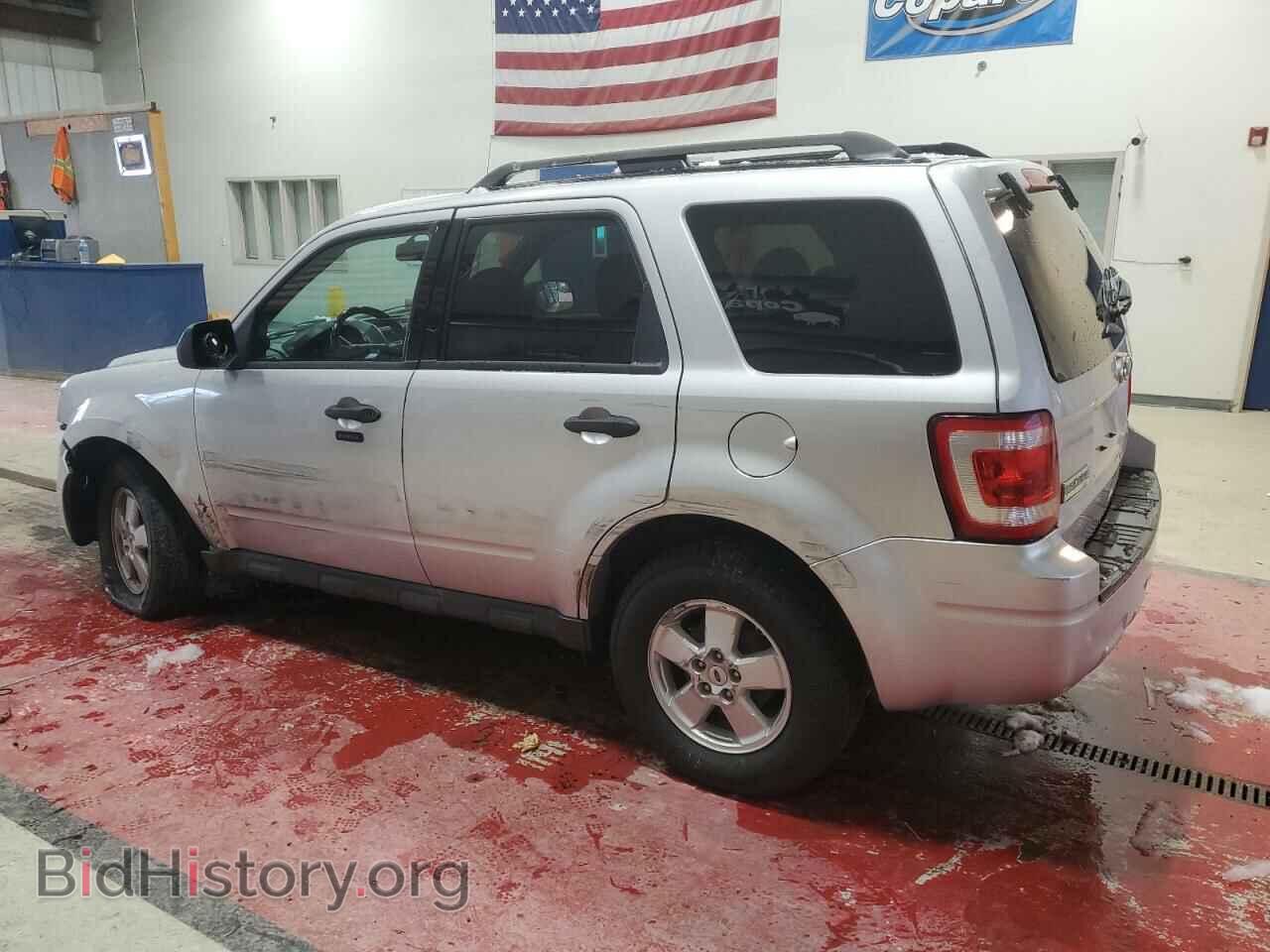 2011 FORD ESCAPE - VIN: 1FMCU9D71BKC38293 - Фото 2