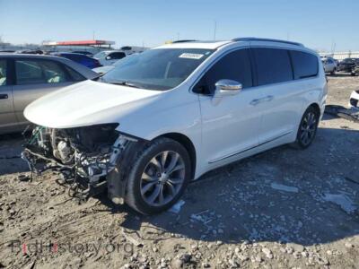 2017 Chrysler PACIFICA LIMITED, white — VIN 2C4RC1GG2HR812313, Copart
