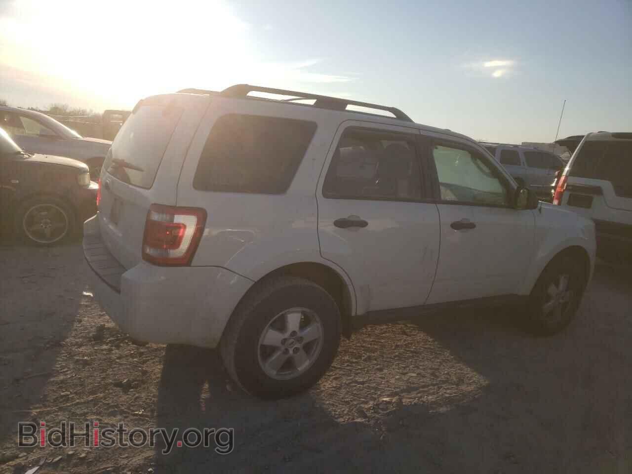 2012 FORD ESCAPE - VIN: 1FMCU0D71CKA98694 - Фото 3
