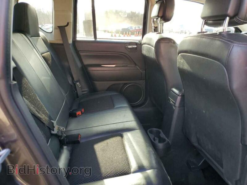 2014 Jeep COMPASS (VIN 1C4NJDEB5ED884926) — фото 11 из 13