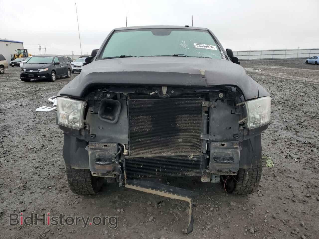 2017 RAM All Models - VIN: 3C6UR5HL2HG683630 - Photo 5
