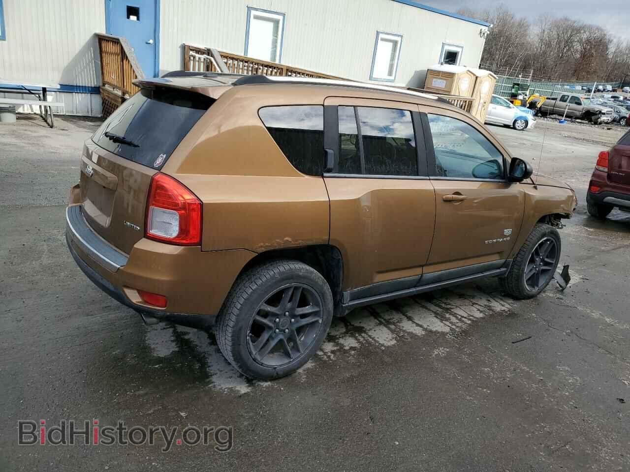 2011 JEEP COMPASS - VIN: 1J4NF5FB2BD167069 - Photo 3
