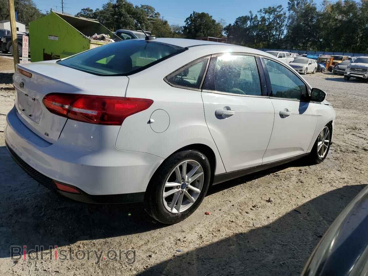 2017 FORD FOCUS - VIN: 1FADP3F24HL315102 - Photo 3