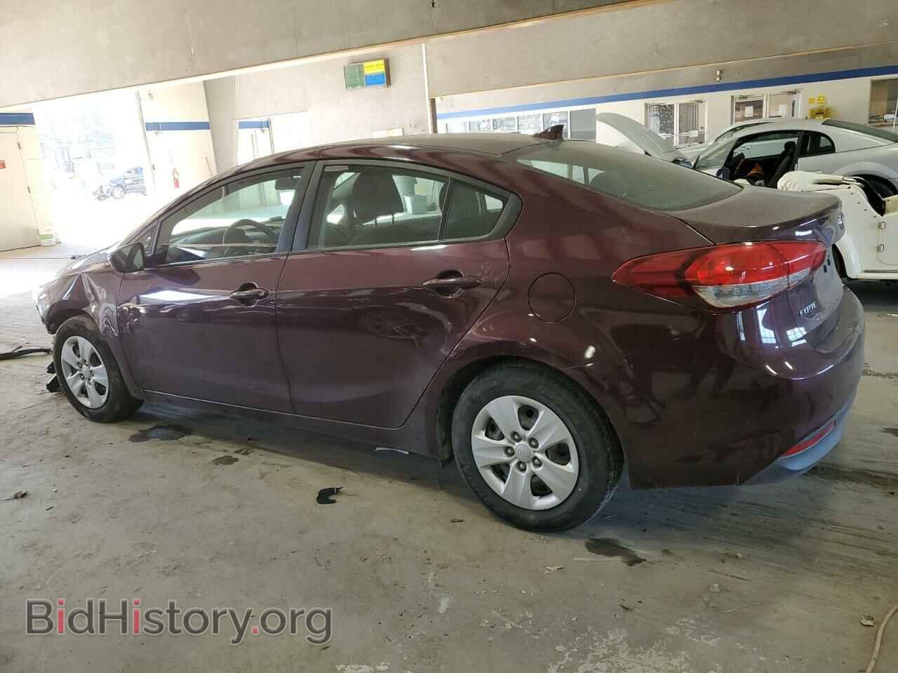 2017 KIA FORTE - VIN: 3KPFL4A79HE012476 - Фото 2