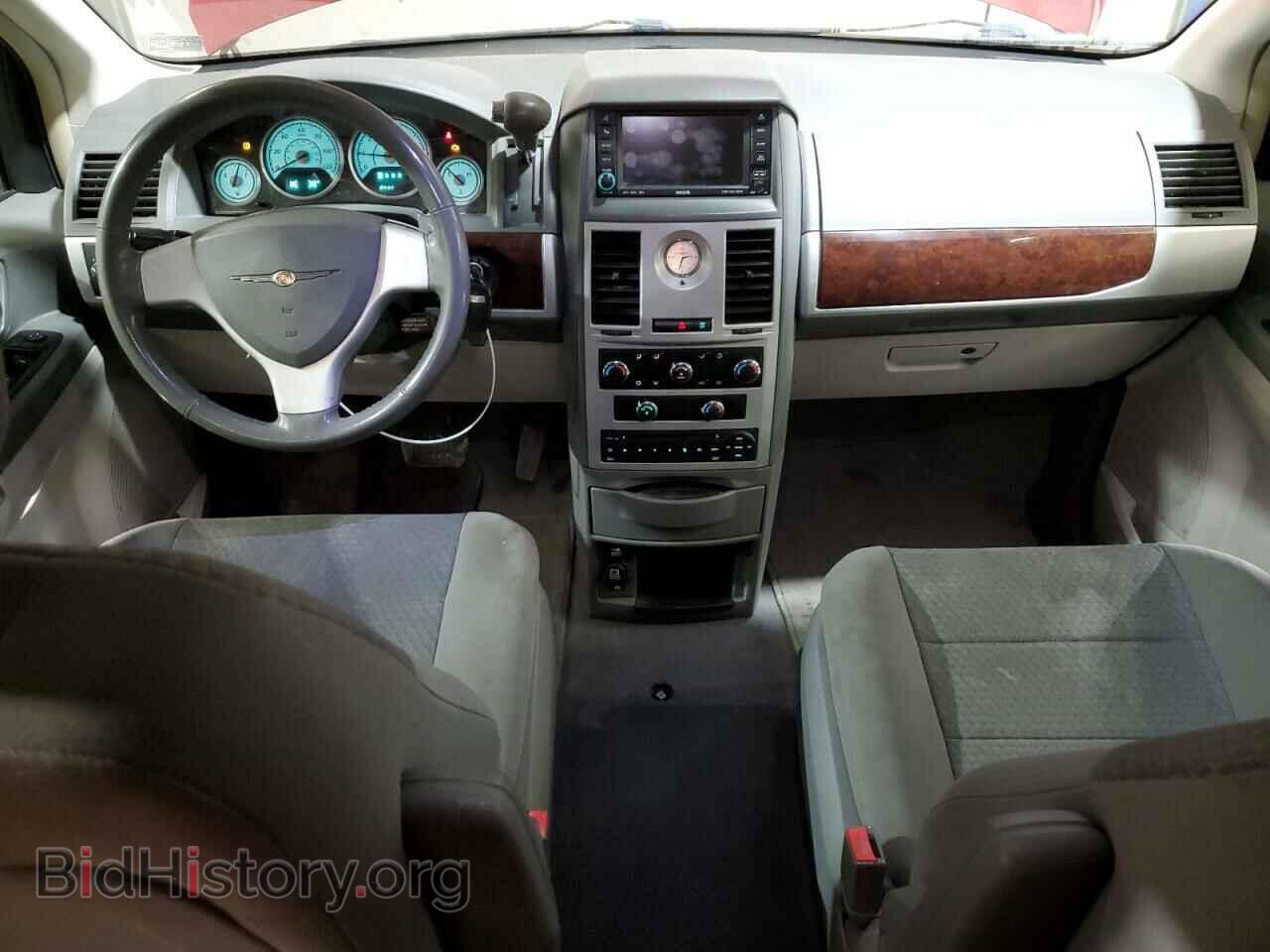 2010 CHRYSLER MINIVAN - VIN: 2A4RR5D12AR451879 - Фото 8
