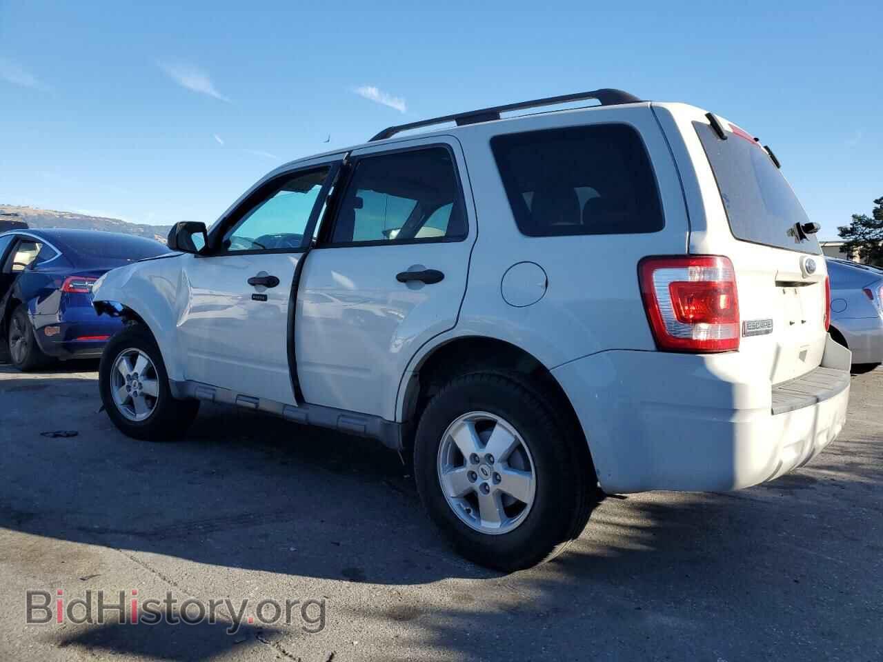 2010 FORD ESCAPE - VIN: 1FMCU0DG5AKD28198 - Фото 2