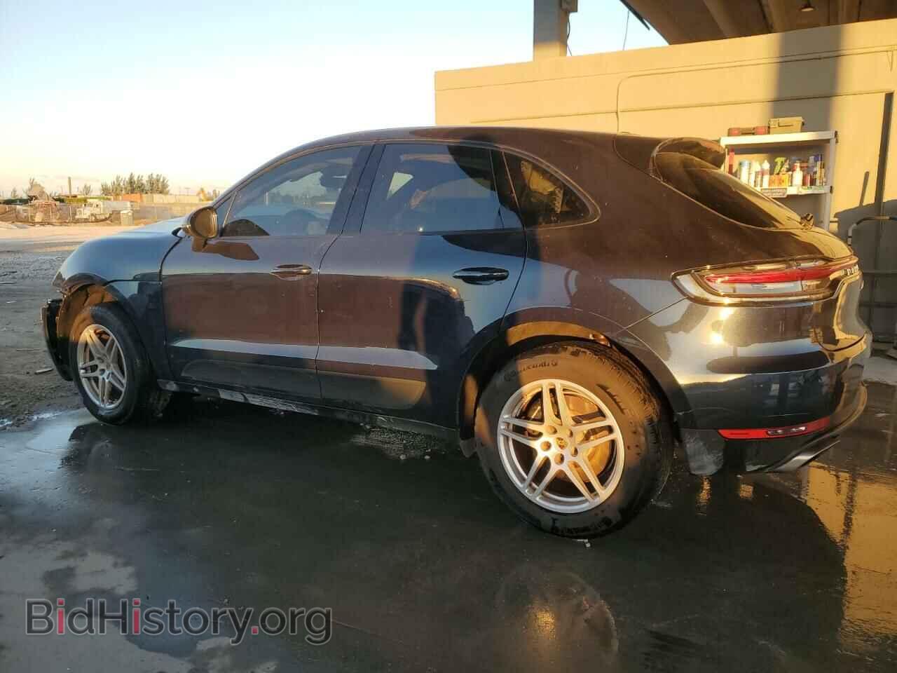 2020 PORSCHE MACAN - VIN: WP1AA2A53LLB10775 - Фото 2