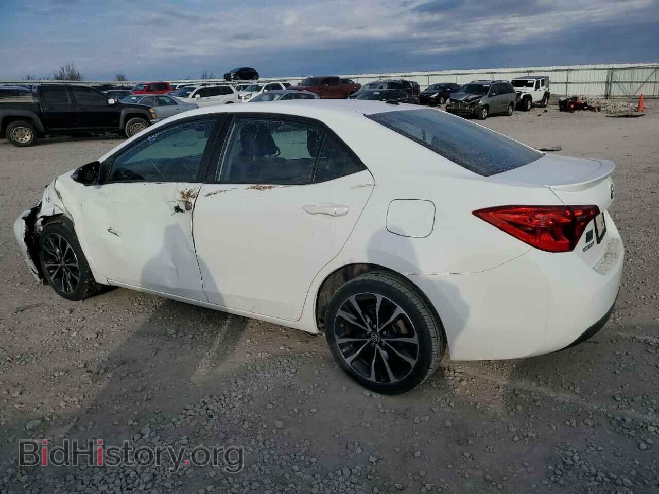 2017 TOYOTA COROLLA - VIN: 2T1BURHEXHC856473 - Photo 2